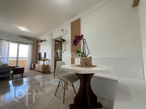 Foto 3 do(a) Apartamento de 2 quartos à venda em Vila Veranópolis, Cachoeirinha