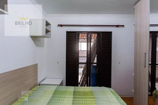 Foto 8 do(a) Casa de 5 quartos à venda em Vila Yolanda, Osasco