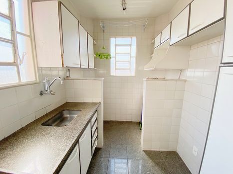 Foto 8 do(a) Apartamento de 3 quartos à venda em Jardim Montanhês, Belo Horizonte