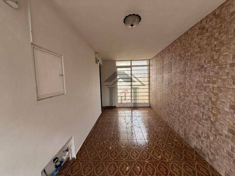 Foto 4 do(a) Casa de 2 quartos à venda em Vila Rio Branco, Jundiaí