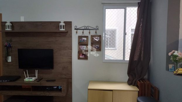Foto 4 do(a) Apartamento de 2 quartos à venda em Jardim Leopoldina, Porto Alegre