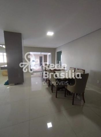 Foto 13 do(a) Casa em Condomínio de 5 quartos para alugar em Setor Habitacional Jardim Botânico, Brasília