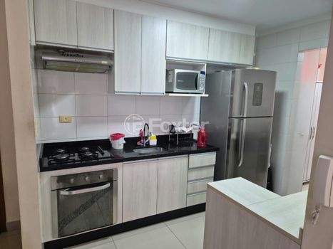Foto 4 do(a) Apartamento de 2 quartos à venda em Vila Galvão, Guarulhos