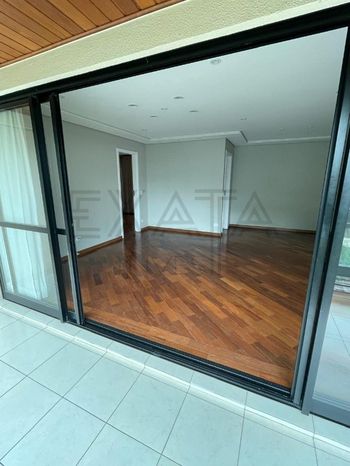 Foto 1 do(a) Flat de 3 quartos à venda em Vila Suzana, São Paulo
