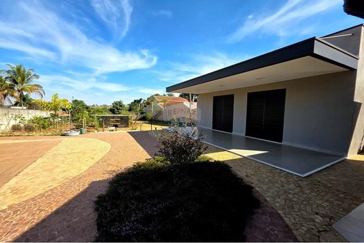 Foto 3 do(a) Fazenda / Sítio / Chácara de 2 quartos à venda em Jardim Europa, Mogi Mirim