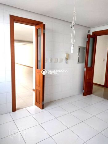 Foto 8 do(a) Apartamento de 3 quartos à venda em Jardim São Pedro, Porto Alegre