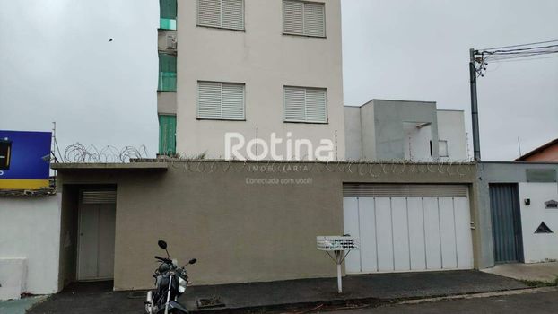 Foto 1 do(a) Apartamento de 2 quartos para alugar em Granada, Uberlândia