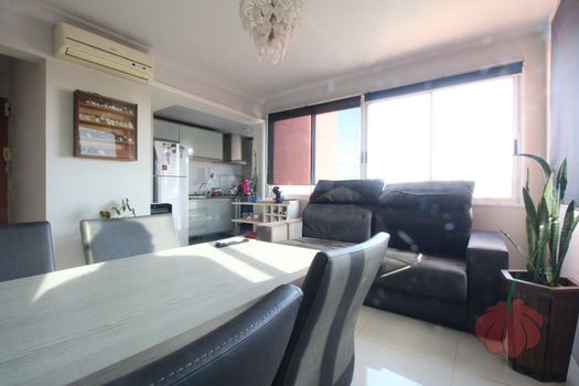 Foto 6 do(a) Apartamento de 2 quartos à venda em Azenha, Porto Alegre