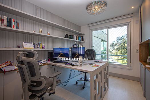 Foto 18 do(a) Apartamento de 3 quartos para alugar em Três Figueiras, Porto Alegre