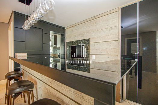 Foto 10 do(a) Apartamento de 3 quartos para alugar em Três Figueiras, Porto Alegre