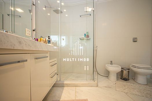 Foto 28 do(a) Apartamento de 3 quartos para alugar em Três Figueiras, Porto Alegre