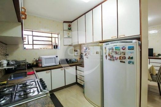 Foto 16 do(a) Casa de 4 quartos à venda em Vila Canero, São Paulo