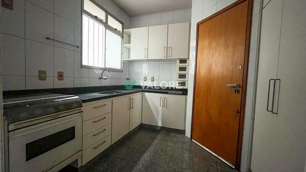 Foto 6 do(a) Apartamento de 3 quartos à venda em Santo Antônio, Belo Horizonte