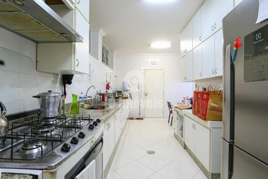 Foto 7 do(a) Apartamento de 3 quartos à venda em Cerqueira César, São Paulo