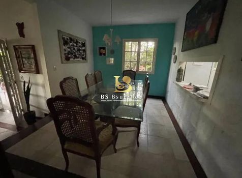Foto 4 do(a) Casa de 3 quartos à venda em Sapê, Niterói