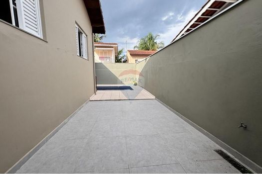 Foto 36 do(a) Casa de 3 quartos à venda em Jardim Europa, Bragança Paulista