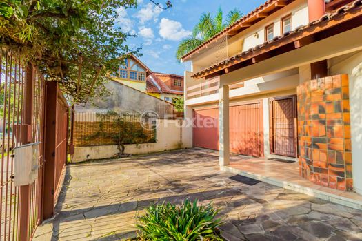 Foto 5 do(a) Casa de 3 quartos à venda em Ipanema, Porto Alegre