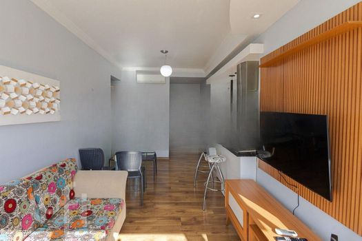 Foto 6 do(a) Apartamento de 2 quartos à venda em Azenha, Porto Alegre