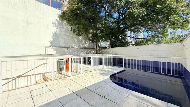 Foto 23 do(a) Apartamento de 2 quartos à venda em Azenha, Porto Alegre