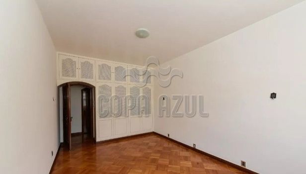 Foto 16 do(a) Apartamento de 4 quartos à venda em Copacabana, Rio de Janeiro