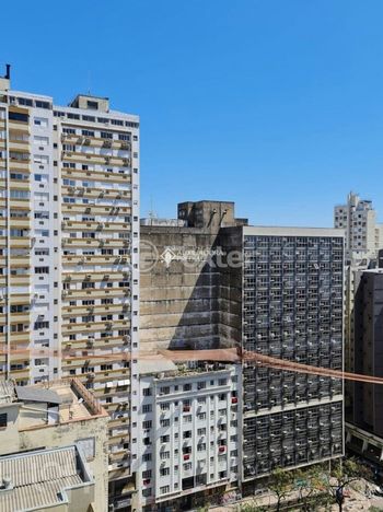 Foto 14 do(a) Apartamento de 2 quartos à venda em Centro Histórico, Porto Alegre