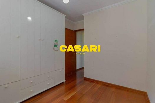 Foto 20 do(a) Casa de 3 quartos à venda em Vila Floresta, Santo André