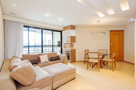 Foto 9 do(a) Apartamento de 3 quartos para alugar em Cristo Rei, Curitiba
