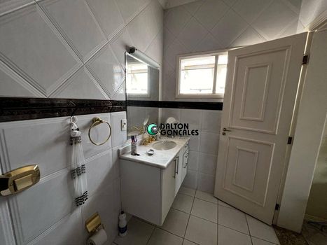 Foto 2 do(a) Casa de 4 quartos à venda em Chácara Areal, Indaiatuba