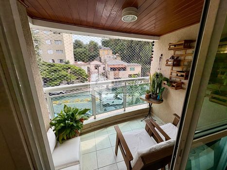 Foto 3 do(a) Apartamento de 3 quartos à venda em Vila Romana, São Paulo