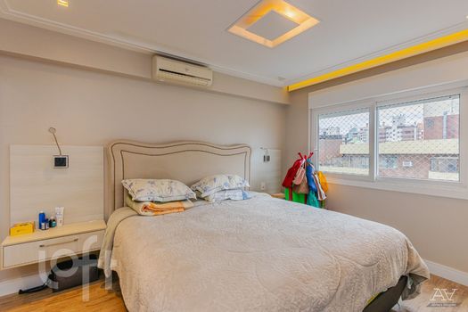 Foto 13 do(a) Apartamento de 3 quartos à venda em Rio Branco, Porto Alegre