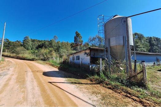Foto 1 do(a) Fazenda / Sítio / Chácara de 3 quartos à venda em Jardim Itapema, Itapira