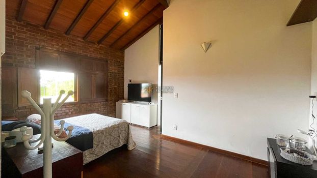 Foto 16 do(a) Casa de 5 quartos à venda em São Luiz, Belo Horizonte