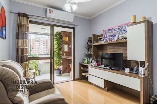Foto 4 do(a) Apartamento de 3 quartos à venda em Jardim Lindóia, Porto Alegre