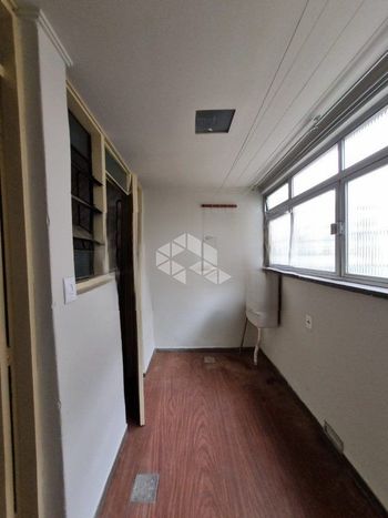 Foto 11 do(a) Apartamento de 3 quartos à venda em Vila Ipiranga, Porto Alegre