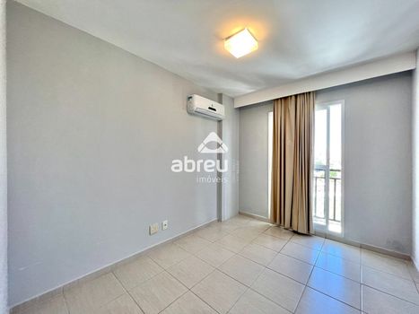 Foto 4 do(a) Apartamento de 4 quartos à venda em Lagoa Nova, Natal