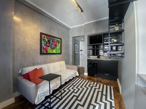 Foto 1 do(a) Flat de 1 quartos à venda em Centro Histórico, Porto Alegre