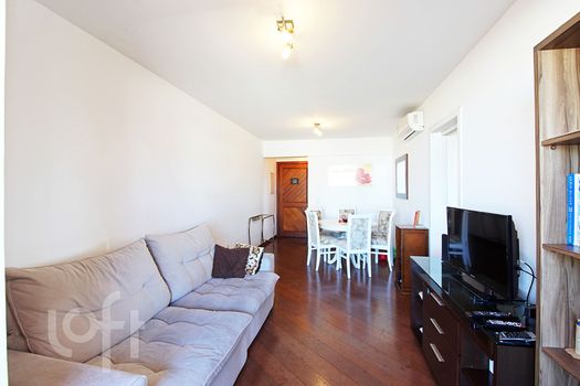Foto 3 do(a) Apartamento de 2 quartos à venda em Bom Jesus, Porto Alegre