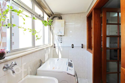 Foto 12 do(a) Apartamento de 2 quartos à venda em Bom Jesus, Porto Alegre