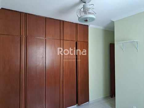 Foto 13 do(a) Apartamento de 3 quartos à venda em Umuarama, Uberlândia