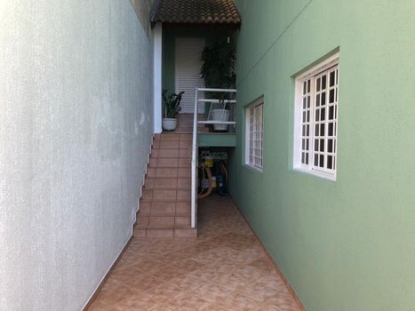 Foto 24 do(a) Casa de 4 quartos à venda em Jardim Presidente, Londrina