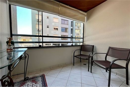 Foto 3 do(a) Apartamento de 3 quartos à venda em Boa Vista, Porto Alegre