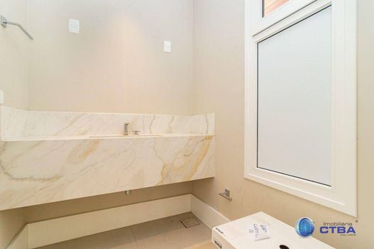 Foto 10 do(a) Casa em Condomínio de 4 quartos à venda em Novo Mundo, Curitiba