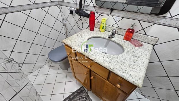 Foto 5 do(a) Apartamento de 1 quartos à venda em Centro, Guarapari
