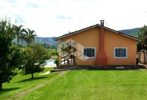 Foto 1 do(a) Fazenda / Sítio / Chácara de 5 quartos à venda em Rio Acima, Mairiporã