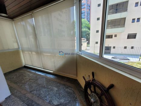 Foto 5 do(a) Apartamento de 3 quartos à venda em Indianópolis, São Paulo