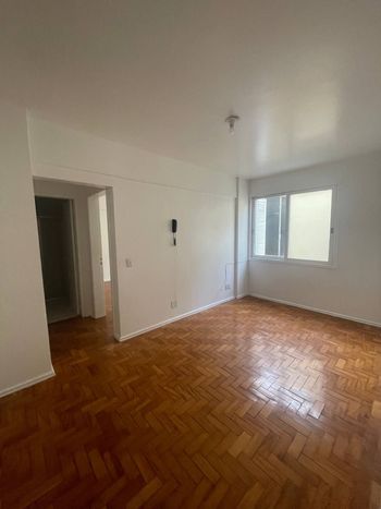 Foto 1 do(a) Flat de 1 quartos à venda em Cidade Baixa, Porto Alegre