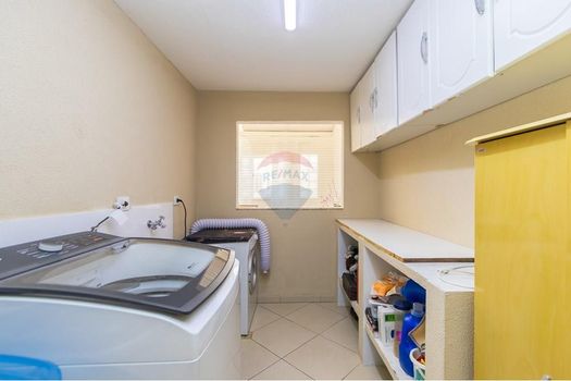 Foto 45 do(a) Casa de 3 quartos à venda em Centro, Piraquara