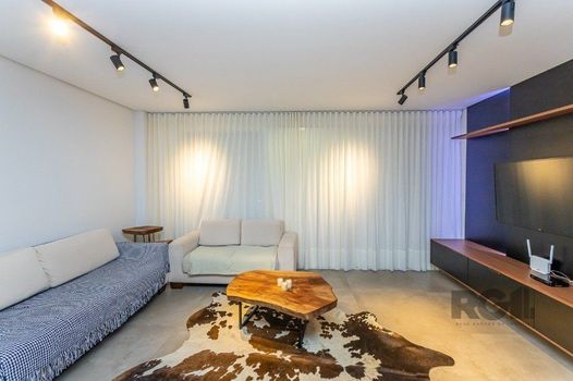 Foto 6 do(a) Flat de 2 quartos à venda em Chácara das Pedras, Porto Alegre