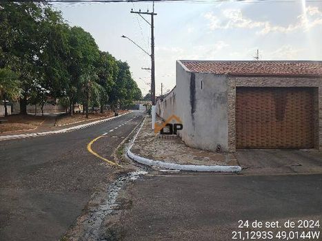 Foto 2 do(a) Casa de 2 quartos à venda em Conjunto Habitacional Gabriel Hernandez, Catanduva