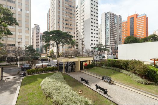 Foto 11 do(a) Apartamento de 4 quartos à venda em Indianópolis, São Paulo